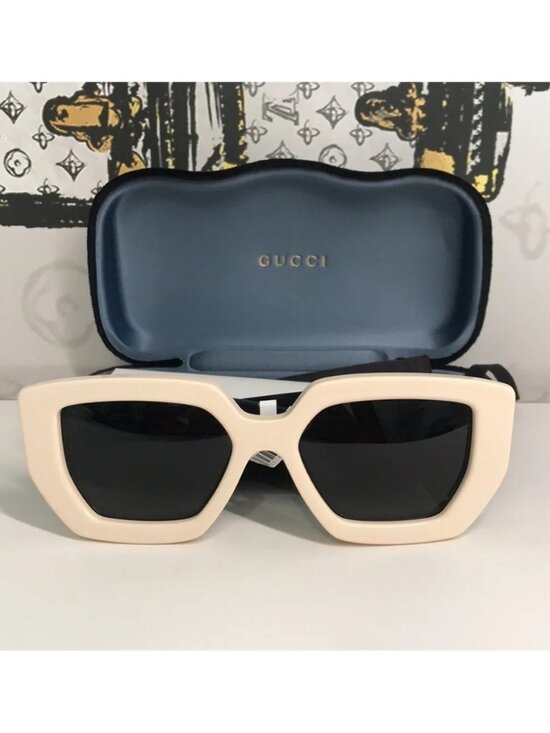 ✨ Luxury New Authentic Gucci GG0630S 001 Sunglasses ✨ main image 12